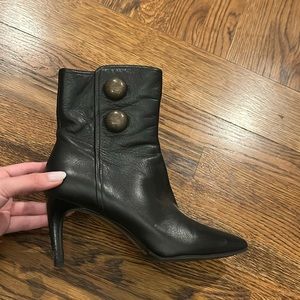 VIA SPIGA pointy toe ankle boots